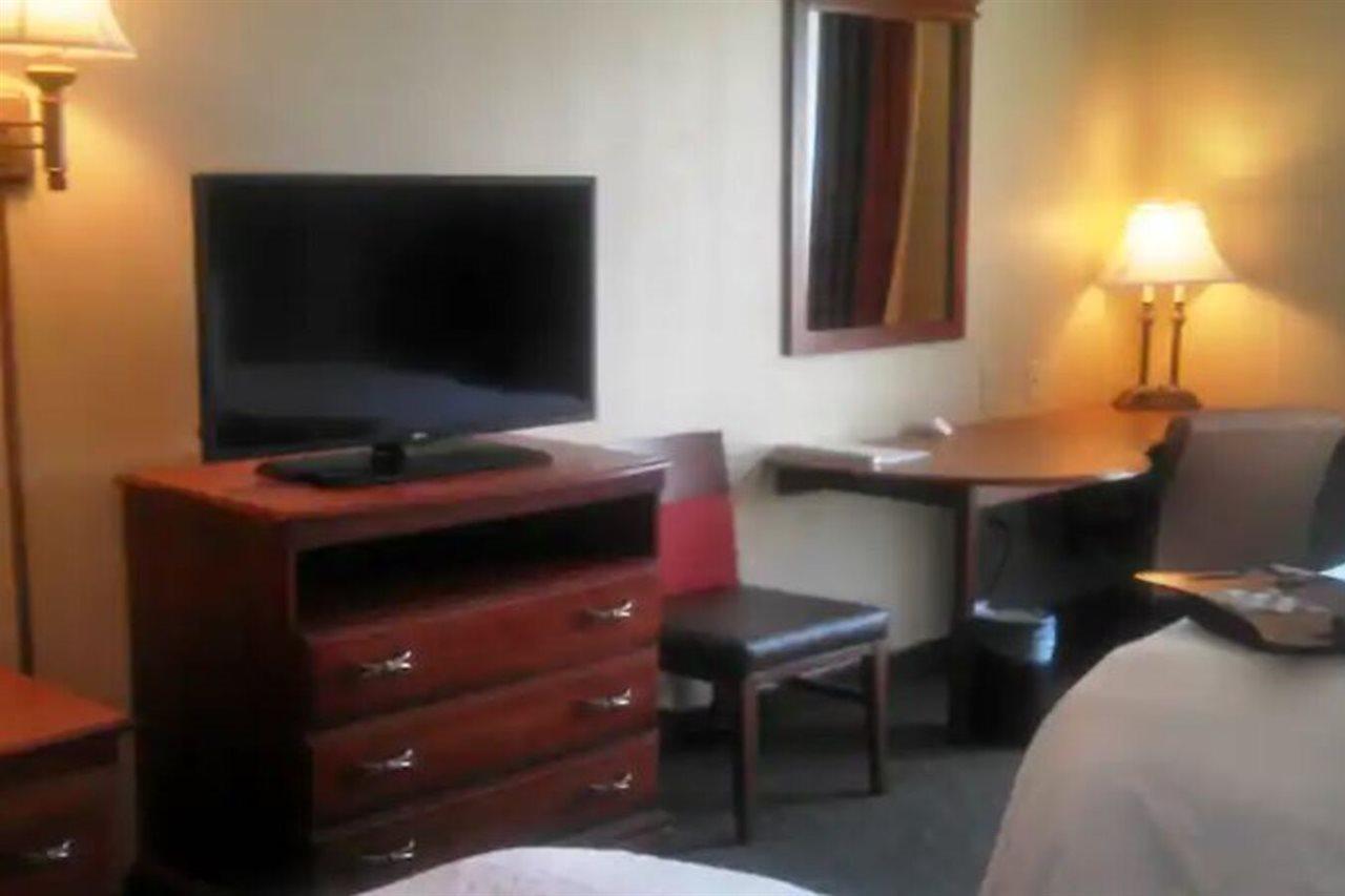 Hampton Inn Greenwood Luaran gambar
